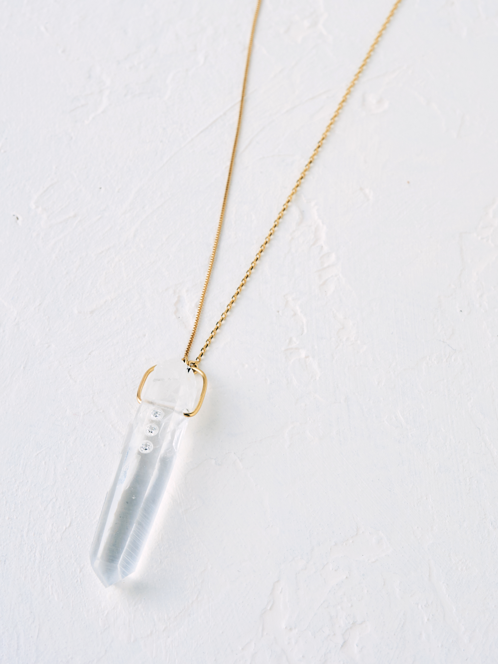 WAND NECKLACE_WHITE