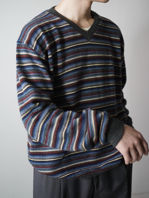 ROUNDTREE&YORKE Acrylic×Wool border V-neck knit sweater/Made in Italy