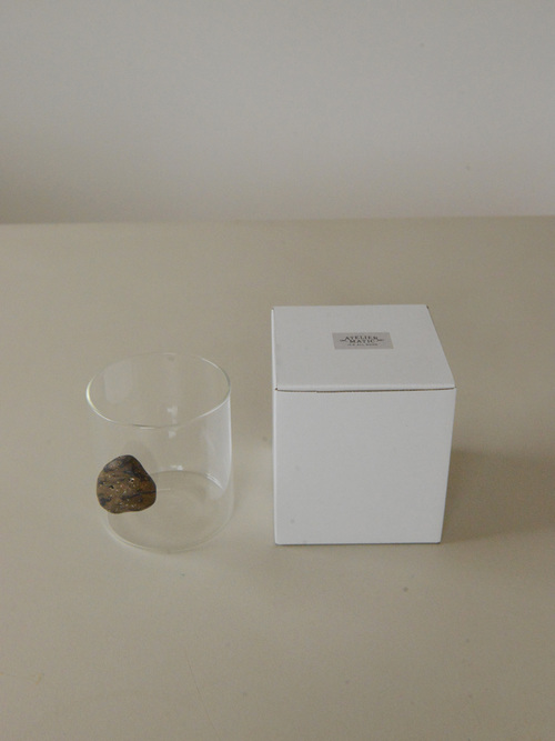 floating stone / 石付きグラス H2