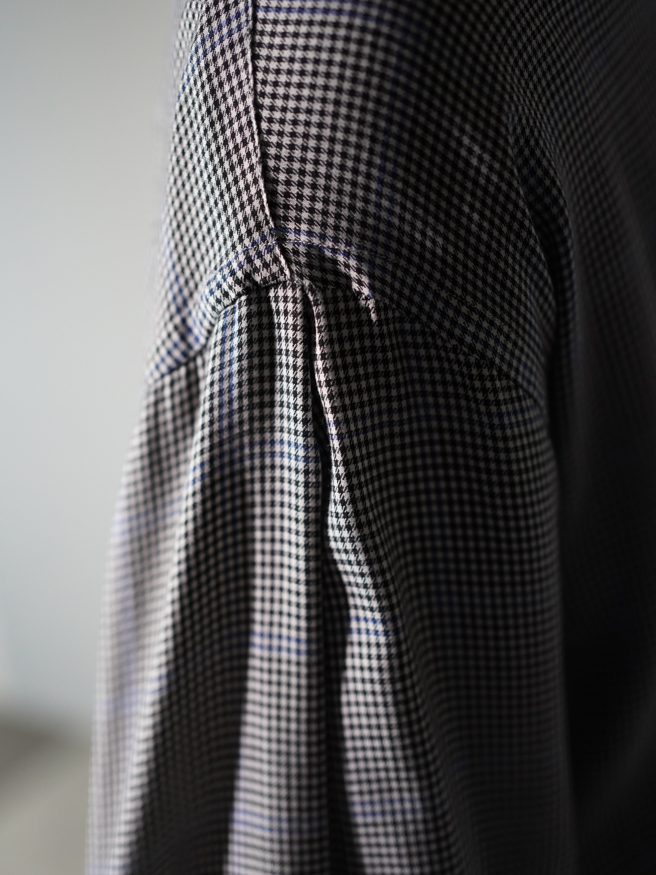 1990's PERRY ELLIS Houndstooth check 100% Rayon L/S shirts/Made in USA