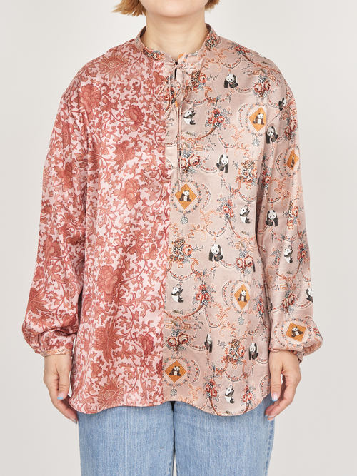 【受注商品】panda printed blouse・BEIGE×PINK