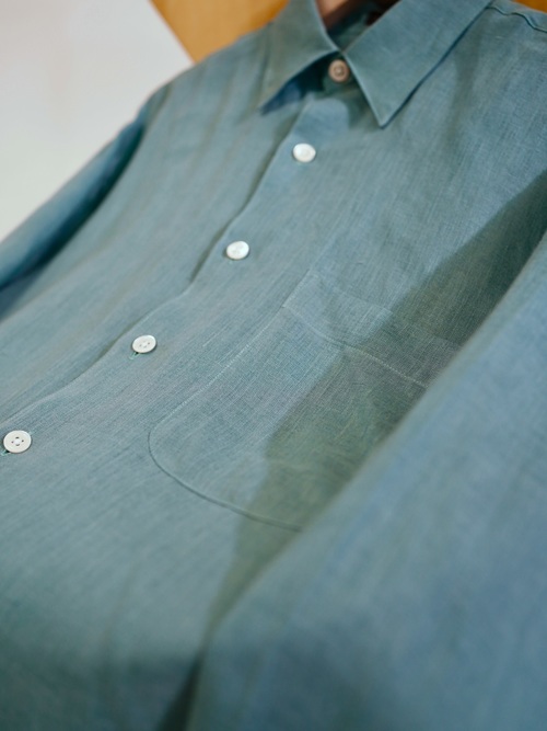 Woven in Ireland OLD SAKS FIFTH AVENUE Linen Dress shirt / Made in Hong Kong