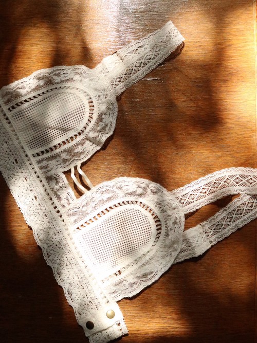 overlace | lace bustier