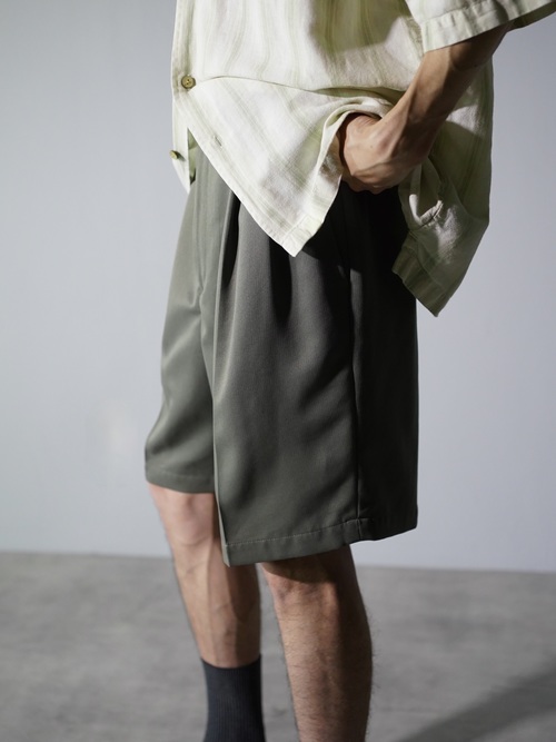 Claiborne Polyester herringbone 2tuck slacks shorts