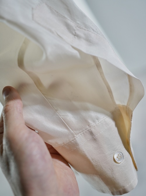 Vintage SAKS FIFTH AVENUE 100% Pure silk satin Dress shirt / Made in Hong Kong