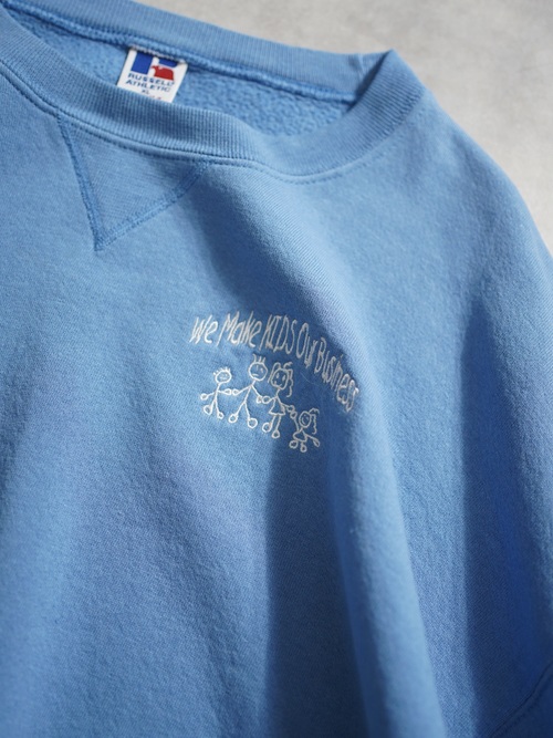 1990's ~ RUSSELL Athletic Embroidery sweat shirt