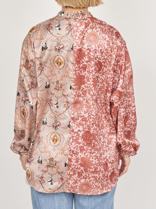 【受注商品】panda printed blouse・BEIGE×PINK