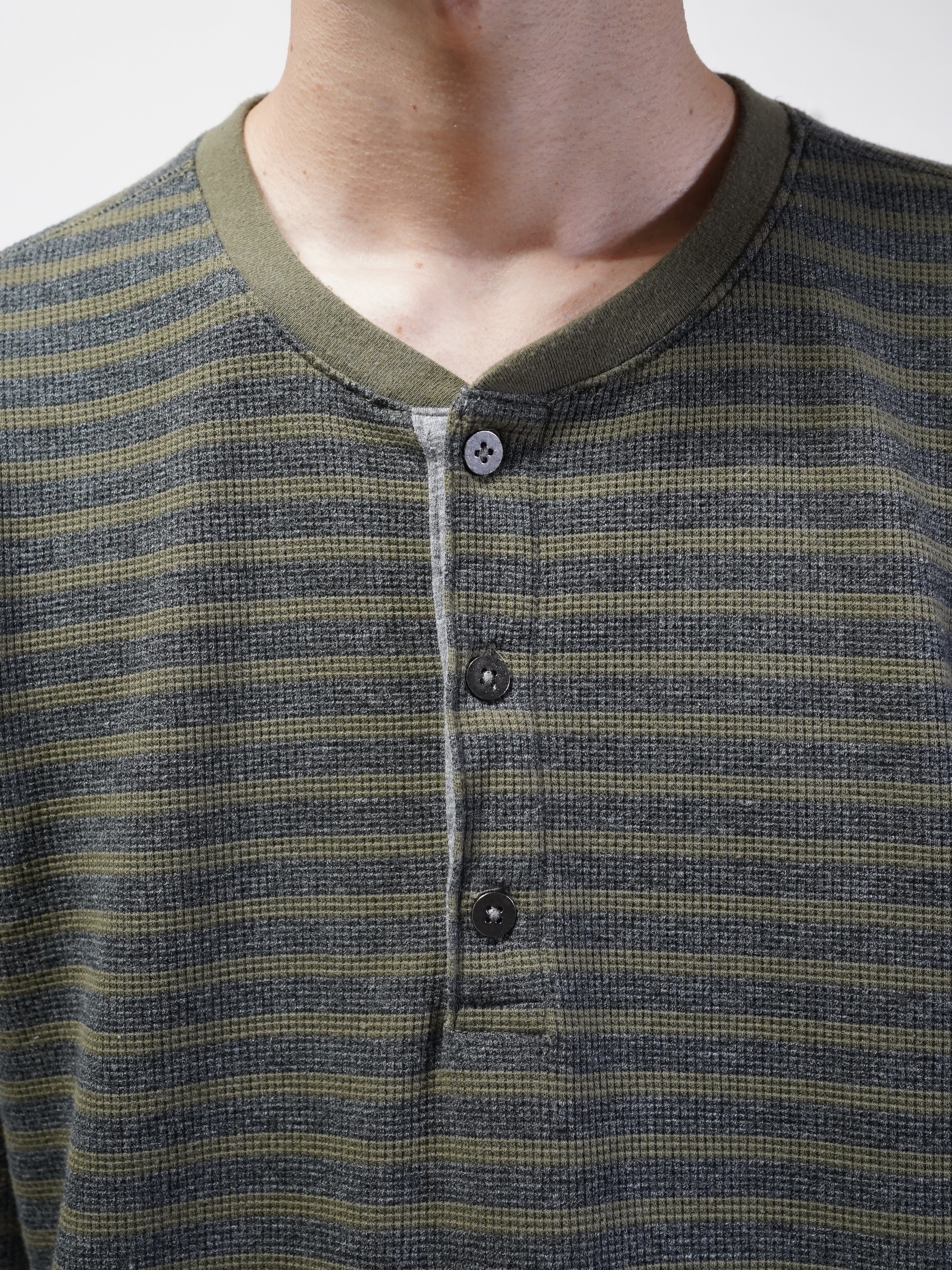 00's BANANA REPUBLIC henry border thermal cut sew