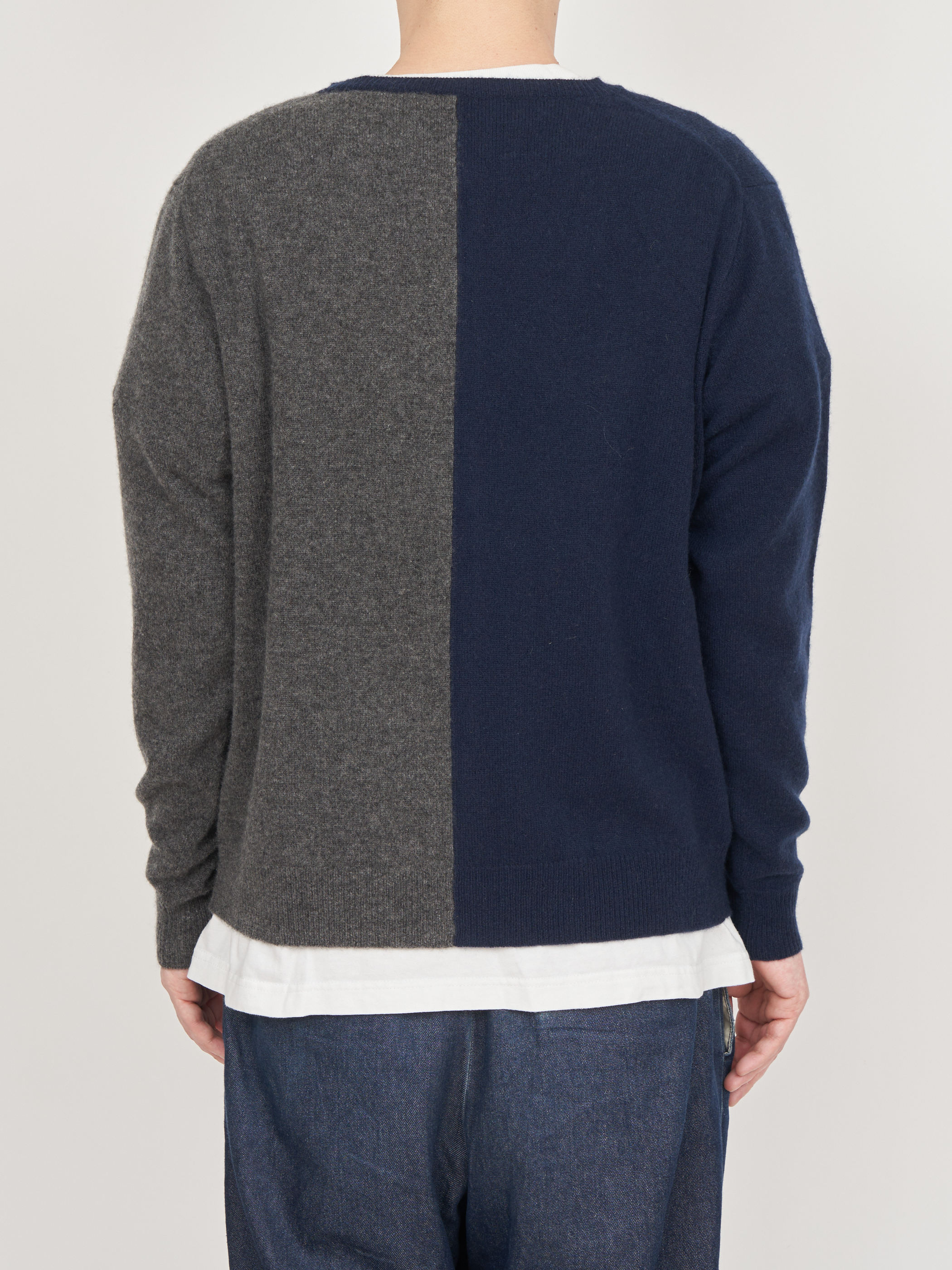 【受注商品】two-tone cashmere cardigan・NAVY×GRAY