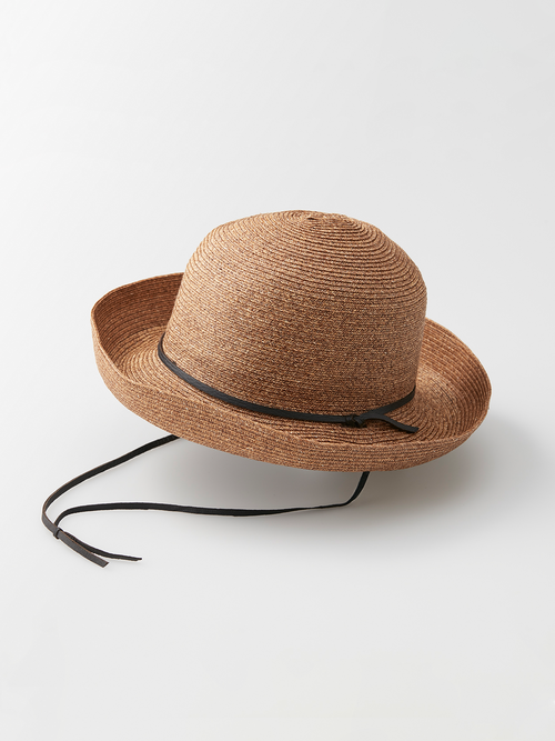 Leather strings hat blown 090 re main