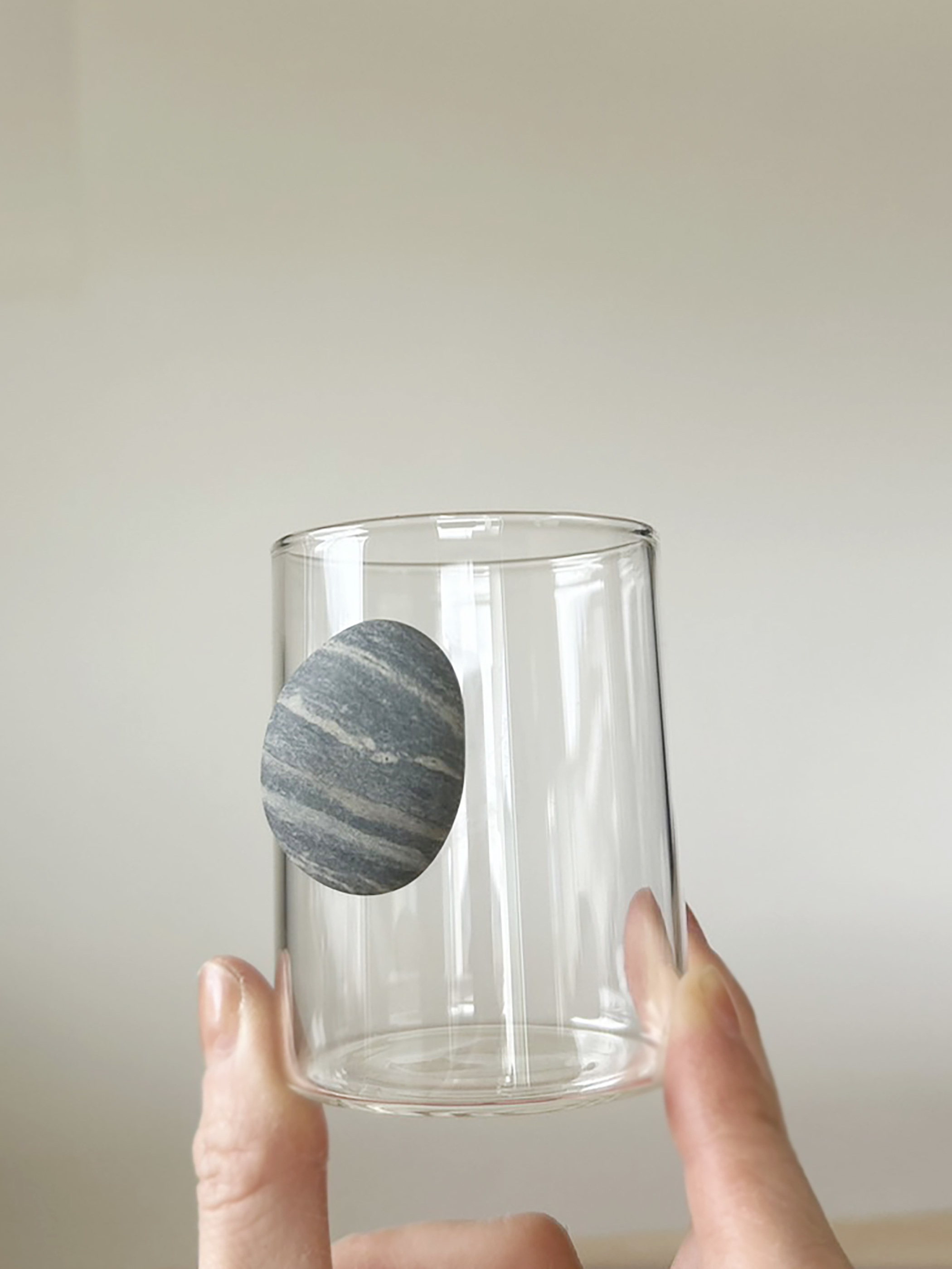 floating stone / 石付きグラス SS2