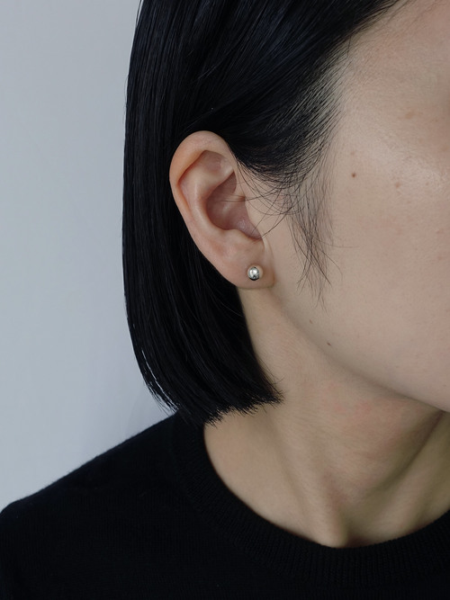 〈FLOW〉dot earring 1